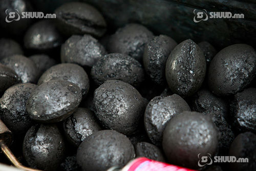 Нийслэлээс 75 кг сайжруулсан түлш гаргахыг завджээ